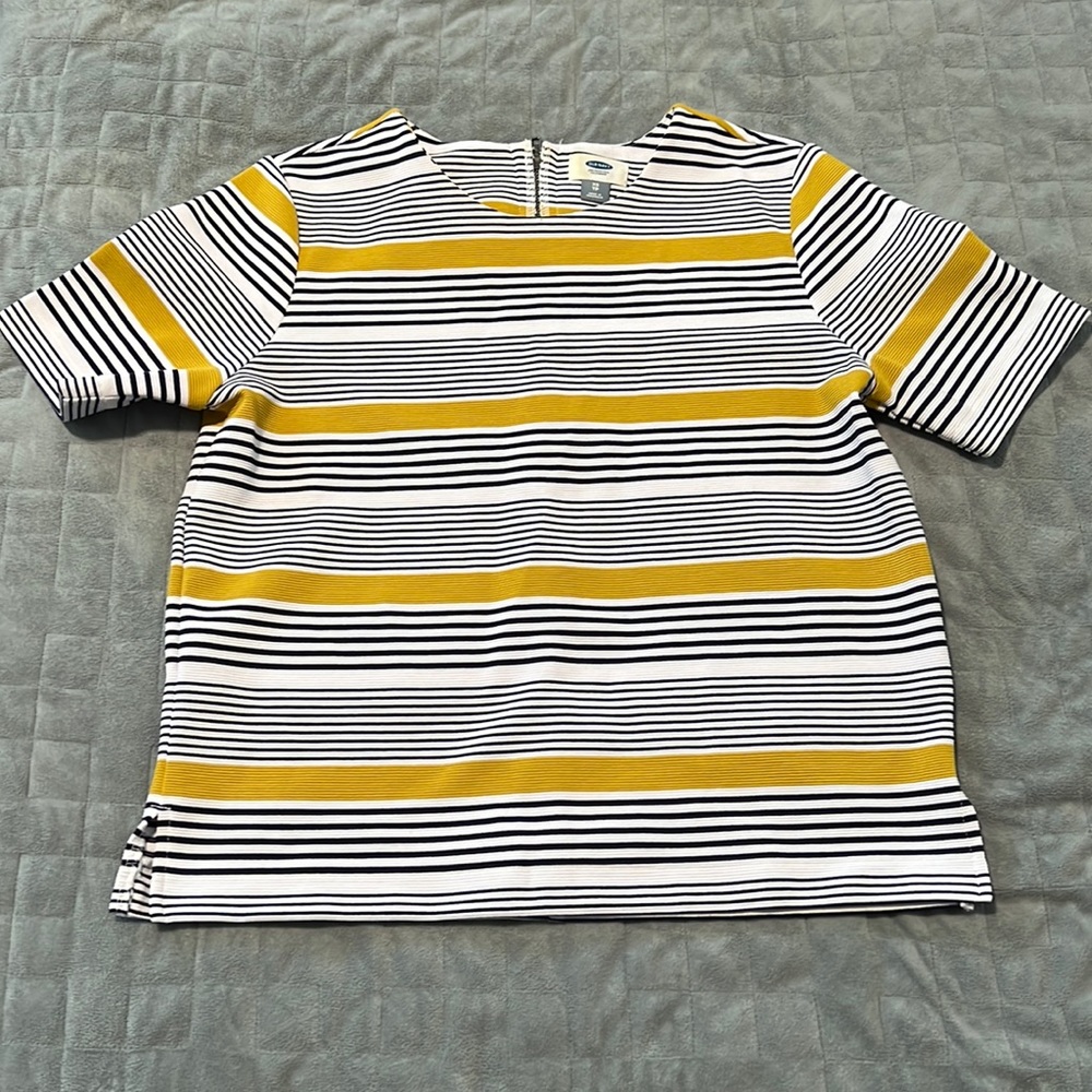 Old Navy Short-Sleeve Top, Striped, Gold, Black, White, Zippered Neck, Size XS